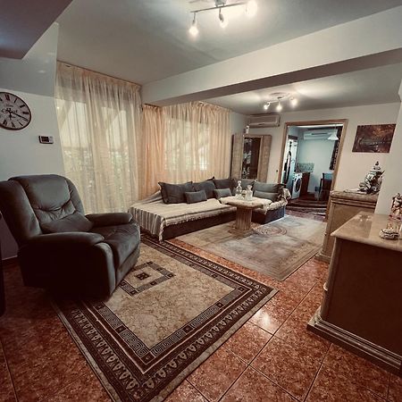 סלוניקי Queen Olgas Street Appartment מראה חיצוני תמונה